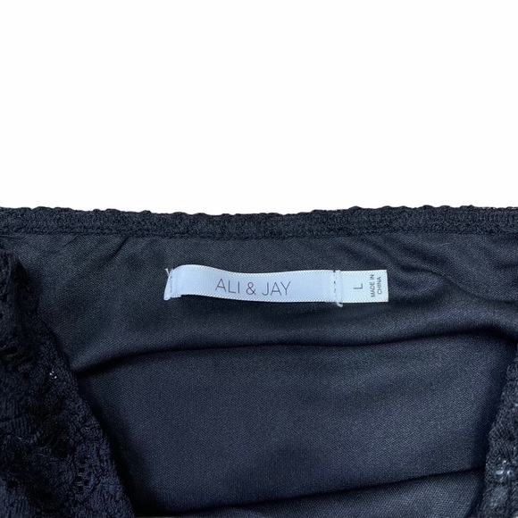 Ali & Jay Black Lace Cap Sleeve Mini Dress Size L - Picture 5 of 8